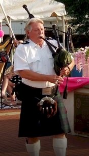 Roger Fuchs Bagpiper bag piper